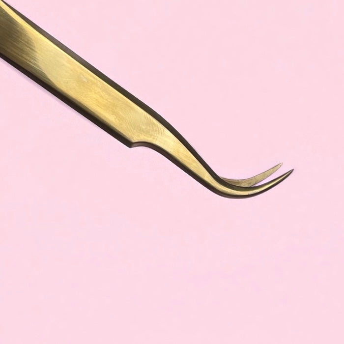 GET A GRIP - Curved Lash Tweezer
